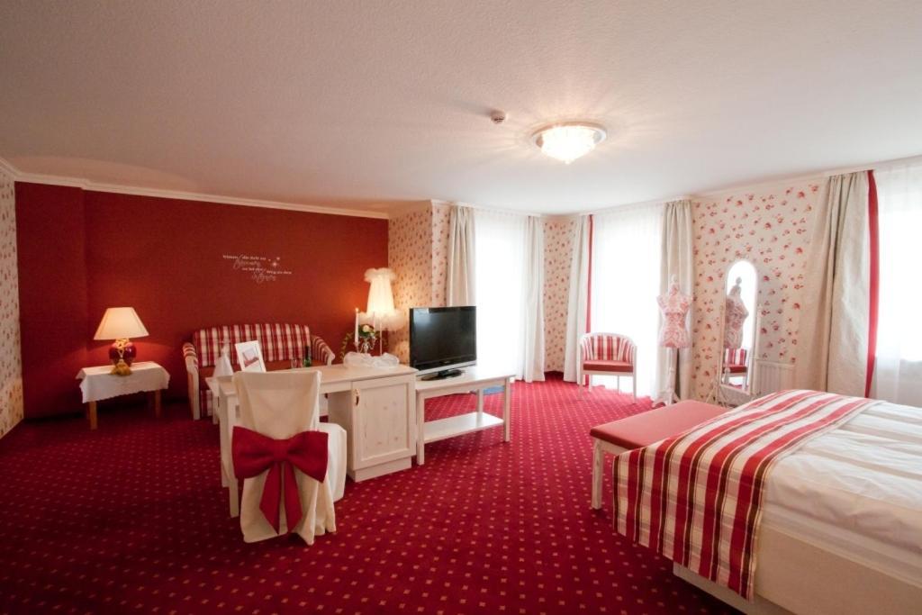 Alter Landkrug Hotel Nortorf ภายนอก รูปภาพ