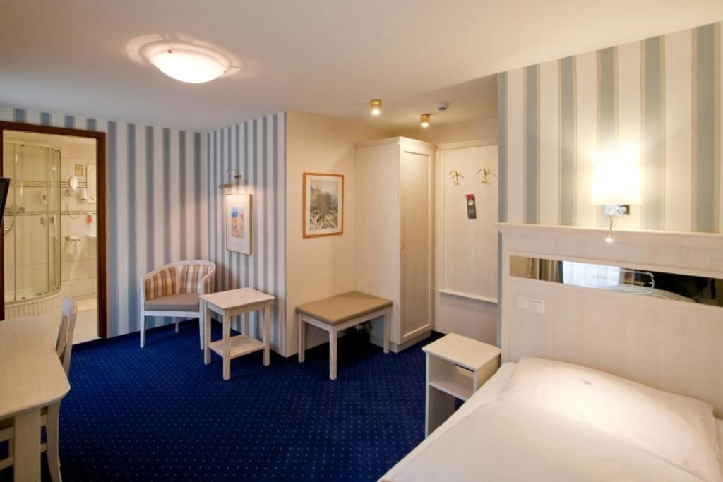 Alter Landkrug Hotel Nortorf ภายนอก รูปภาพ